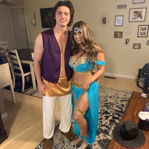 Adult Jasmine & Aladdin Costume Set